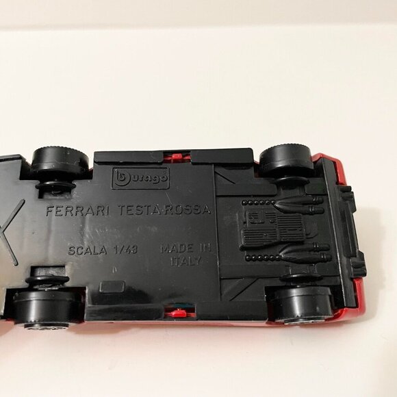 Burago 1/43 Ferrari GTO and Ferrari Testarossa Diecast Cars - Picture 16 of 16